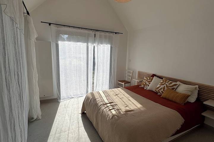 Port Manech: charming house 100m from the beach, sleeps 10, exceptional garden in Port Manec’h, Névez
