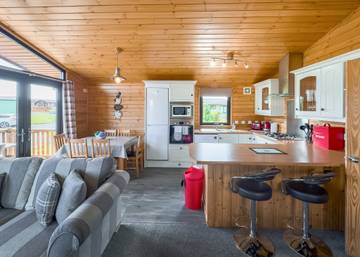 Chalet for 6 People in Lowlands, Dumfries and Galloway, Photo 3