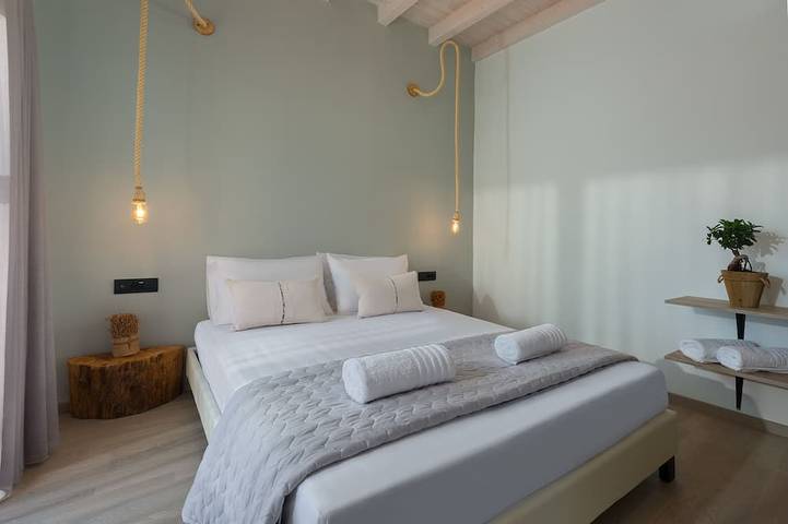 Southrock Villas - 3 Schlafzimmer Villa mit privatem Pool (neues Angebot für 2018) in Lachania, Rhodos