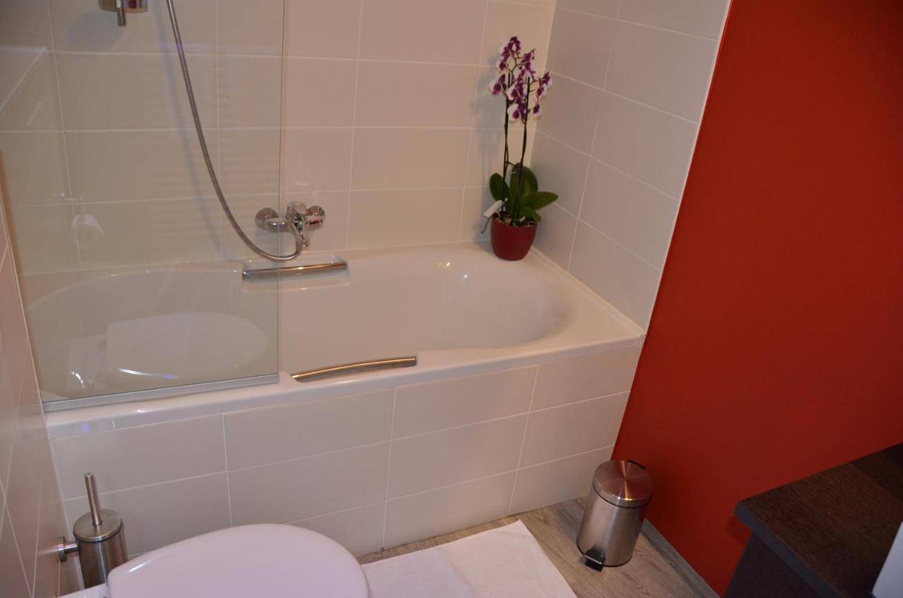 Double Room with Private Bathroom in Blankenberge, Côte belge