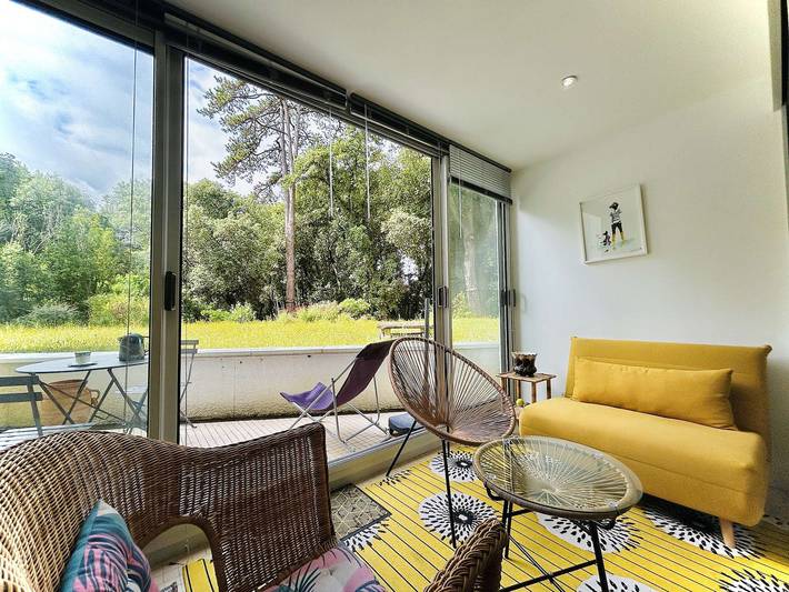 Apartamento entero, Playa y Bosque Cerca: Estudio con Parking y Luminoso in Le Pouliguen, Côte de Jade