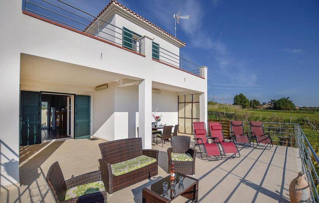 Villa Teresa tra il mare e la campagna in Menfi, Provincia di Agrigento