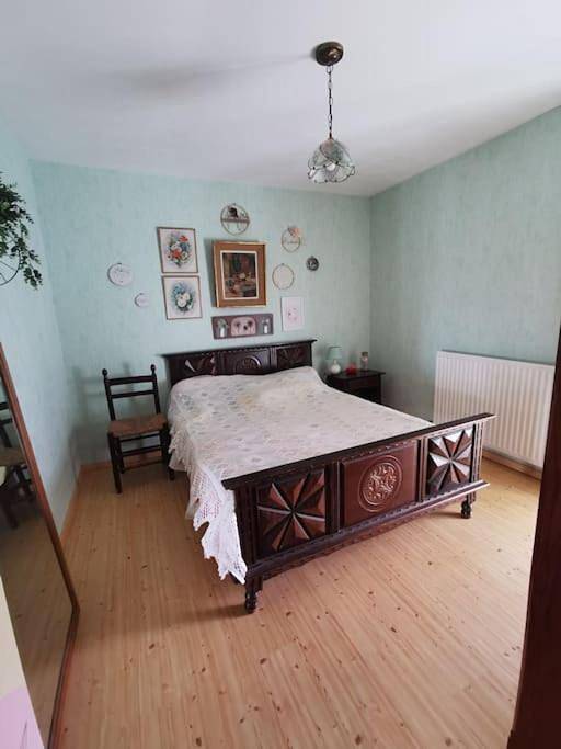 Location de vacances pour 13 personnes, avec jardin et vue à Allanche - 3