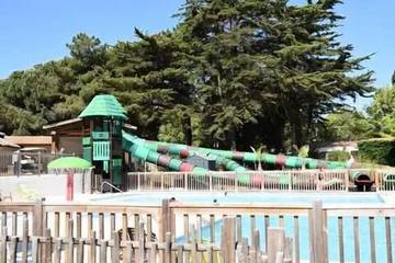 Camping für 6 Personen in Saint-Martin-de-Ré, Côte des Fleurs, Bild 3