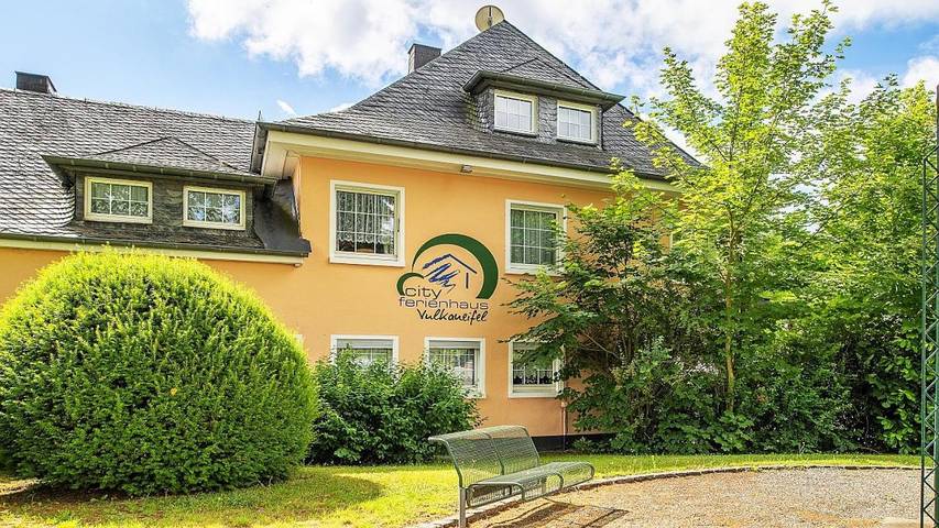 Ferienhaus für 17 Personen, mit Garten und Sauna, mit Haustier in Daun