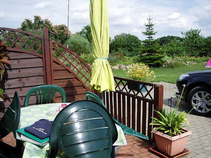 Ferienwohnung für 5 Personen, mit Terrasse und Garten sowie Seeblick am Kummerower See - 3