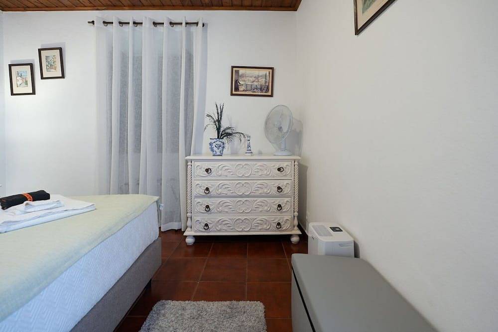Casa do Moinho (Private Garden and Sea View) in São Miguel Island, Ajuda da Bretanha