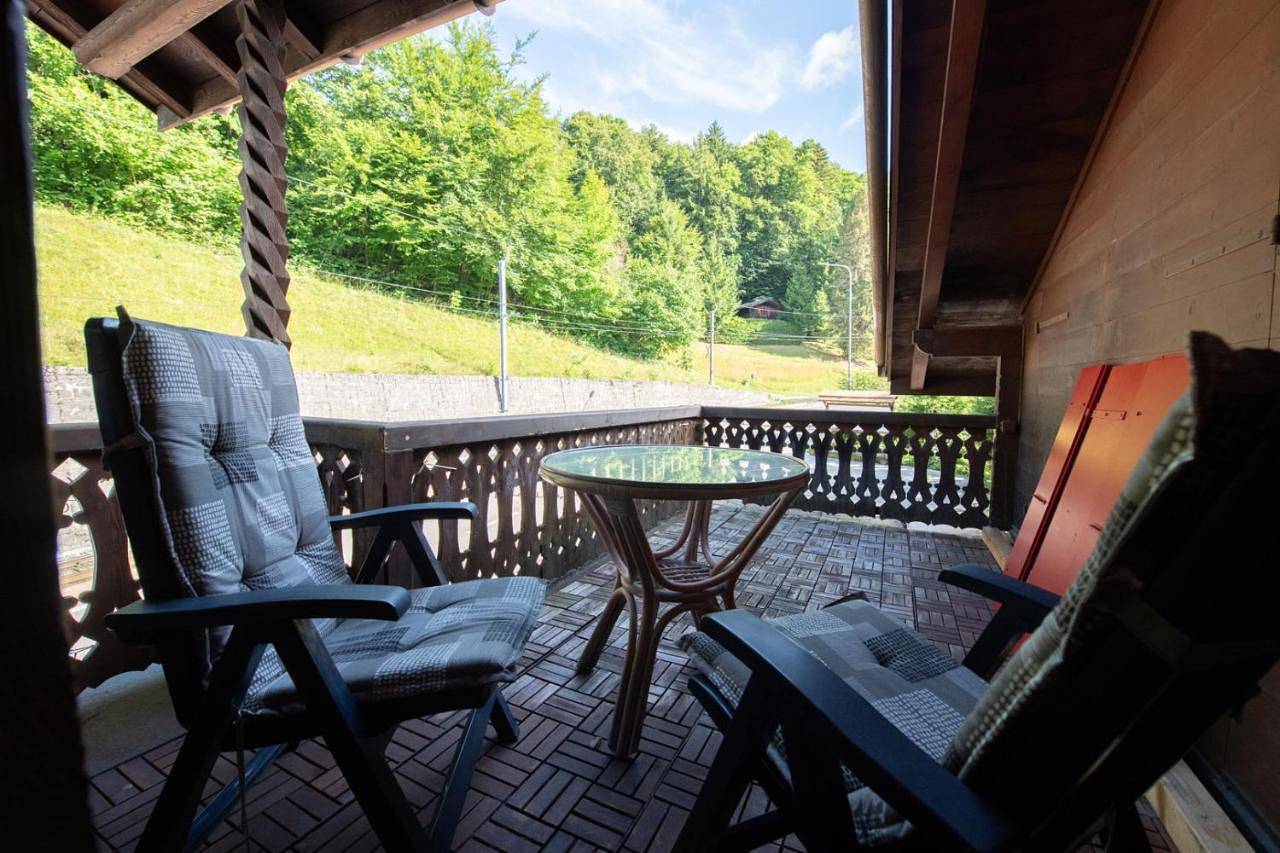 Standard Double Room with Shared Bathroom in Gryon, Alpes Vaudoises