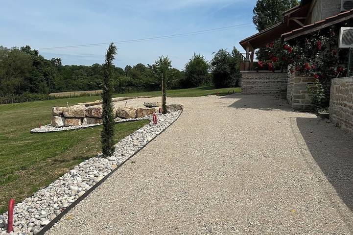 Gîte pour 6 personnes, avec Balcon et Jardin à Saint-Rémy (Ain)