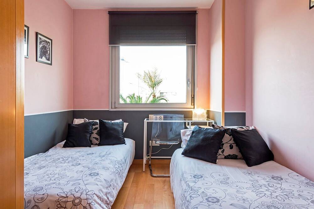 Apartamento entero, Forum Deluxe, 5 Min Walk To Ccib Center And Sea! in Port Forum, San Adrián del Besós