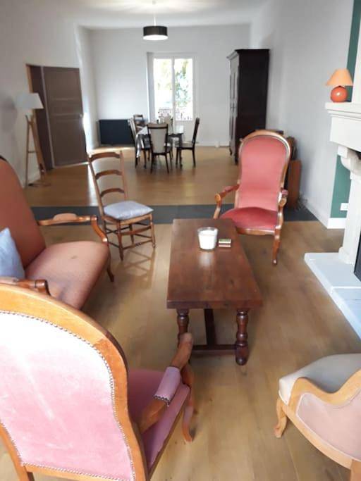 Gîte pour 9 personnes, avec terrasse, animaux acceptés dans Château de Saumur - 4