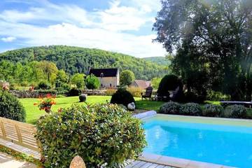 Location de vacances pour 6 personnes, avec jardin et terrasse à Bouzic