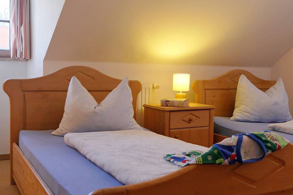 Ganze Wohnung, Ab 74€ / Nacht Ferienwohnung im italienischer Stil über den Dächern der Stadt in Zittau, Zittauer Gebirge