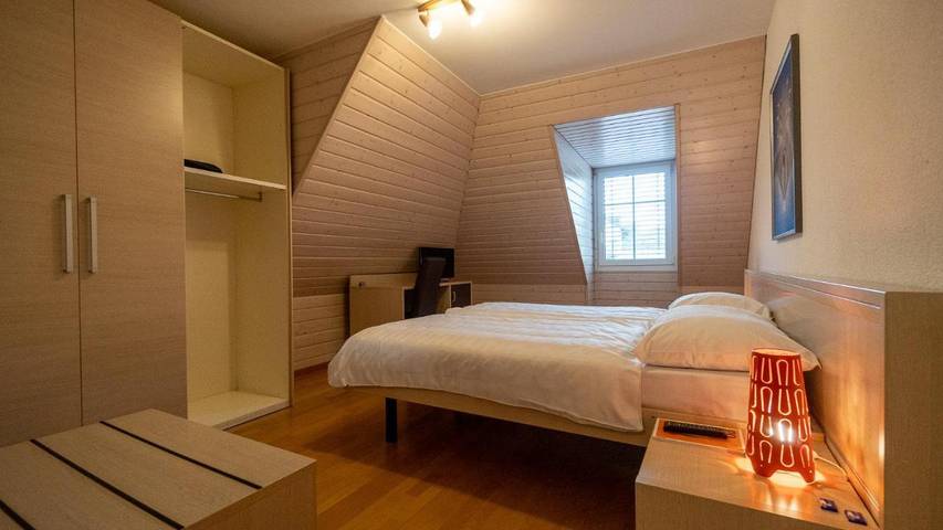 Hôtel pour 4 personnes, avec jacuzzi, adapté aux familles à Bulle - 2
