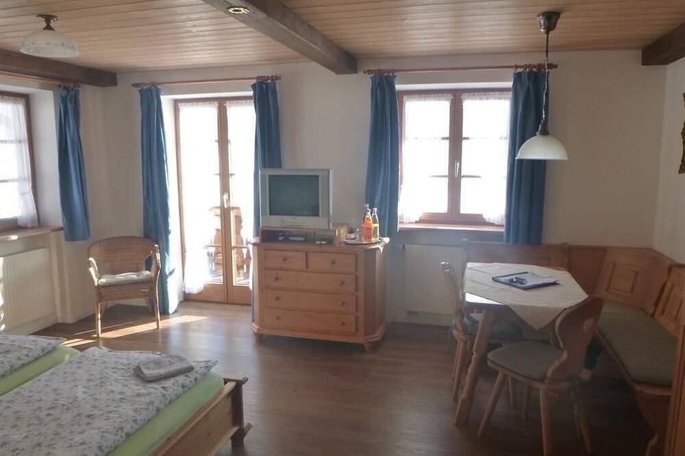 Familienzimmer Og 2-4 Personen - Ferienhof Köpf in Oberammergau, Bayerische Alpen