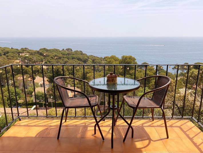 Vakantiewoning voor 2 personen, with Balkon and Uitzicht op zee as well as Terras and Tuin in Calella de Palafrugell