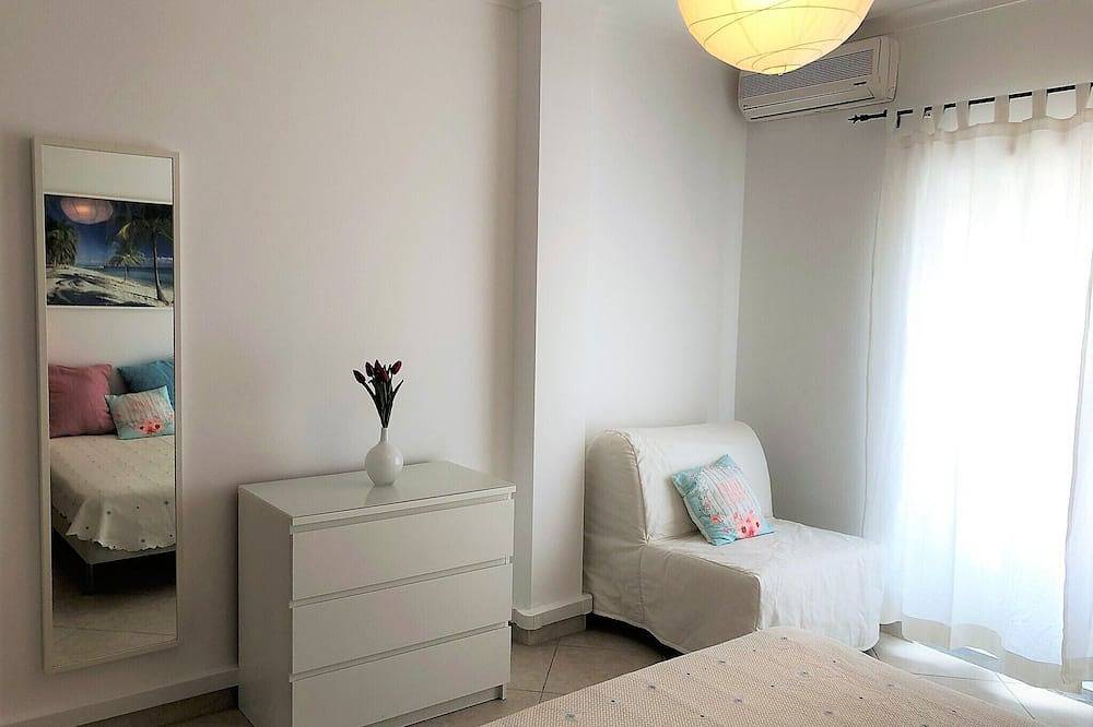 Ganze Wohnung, Apartment 250 Meter vom Strand von Altura mit Terrasse, Klimaanlage und Internet in Altura, Faro Distrikt