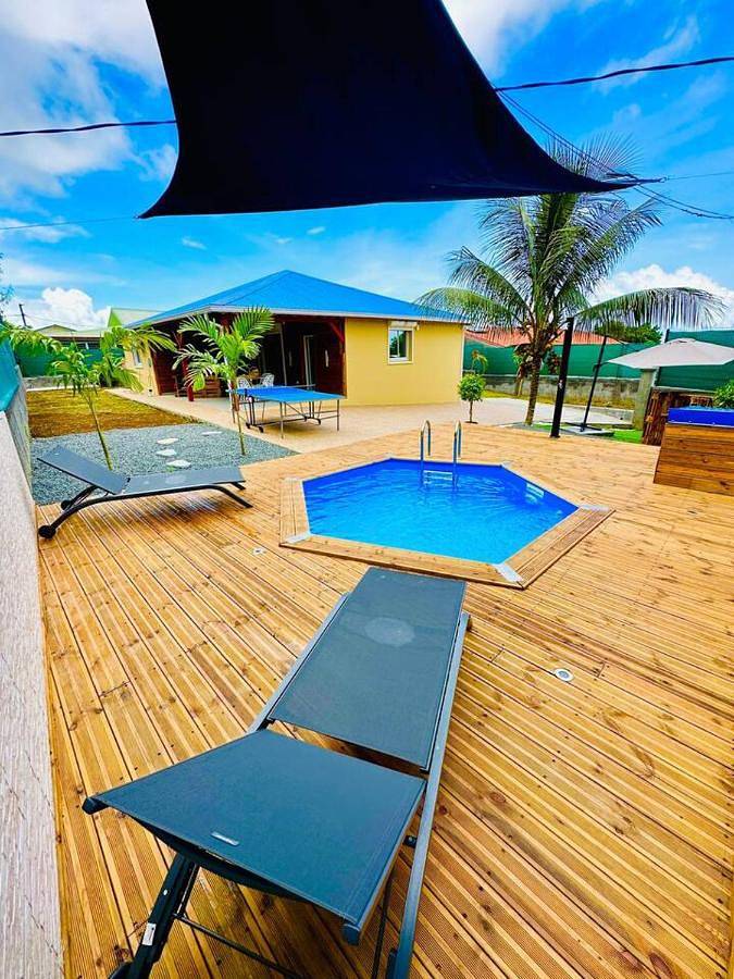 Chalet para 4 personas, con jardín además de jacuzzi y piscina - 1