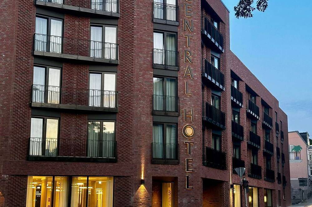 Central-Hotel - Doppelzimmer barrierefrei - Central-Hotel in Flensburg, Flensburger Förde
