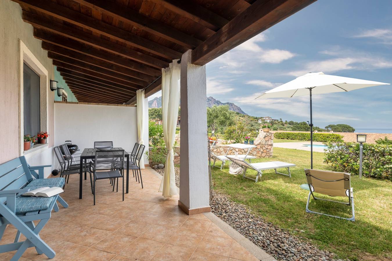 Ferienhaus „Casa del Sole“ mit Meerblick, Pool, Garten und Wlan in Abba Urci, Tertenia