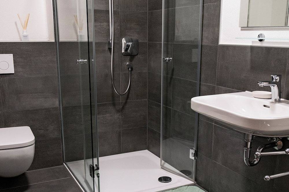 Ganze Wohnung, Appartement London in Forheim, Bayerisch Schwaben