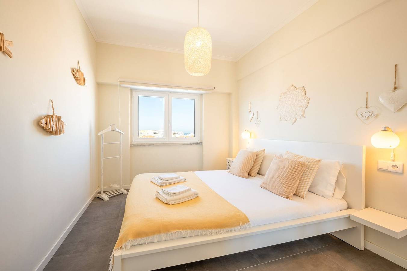 Ganze Wohnung, Ferienwohnung für 4 Personen mit Terrasse in Halbinsel von Setúbal