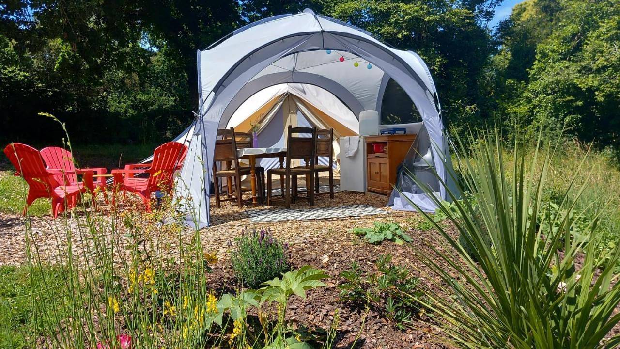 Tent in Tréduder, Ceinture Dorée