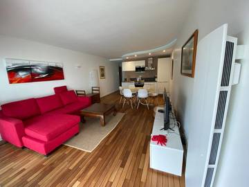 Gîte pour 6 personnes, avec vue et terrasse dans Plage du Nau
