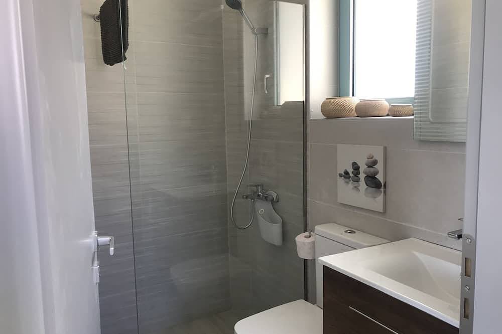 Facing the sea, in a peaceful setting, private pool in an olive grove in Vamos, Chania und Umgebung