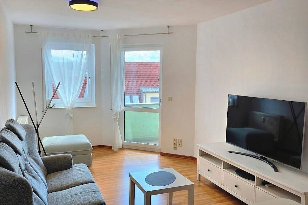 Ganze Wohnung, Möbliertes Wohnen Nähe des Plauener Altmarktes mit Sonnenbalkon in Plauen, Chemnitz und Umgebung