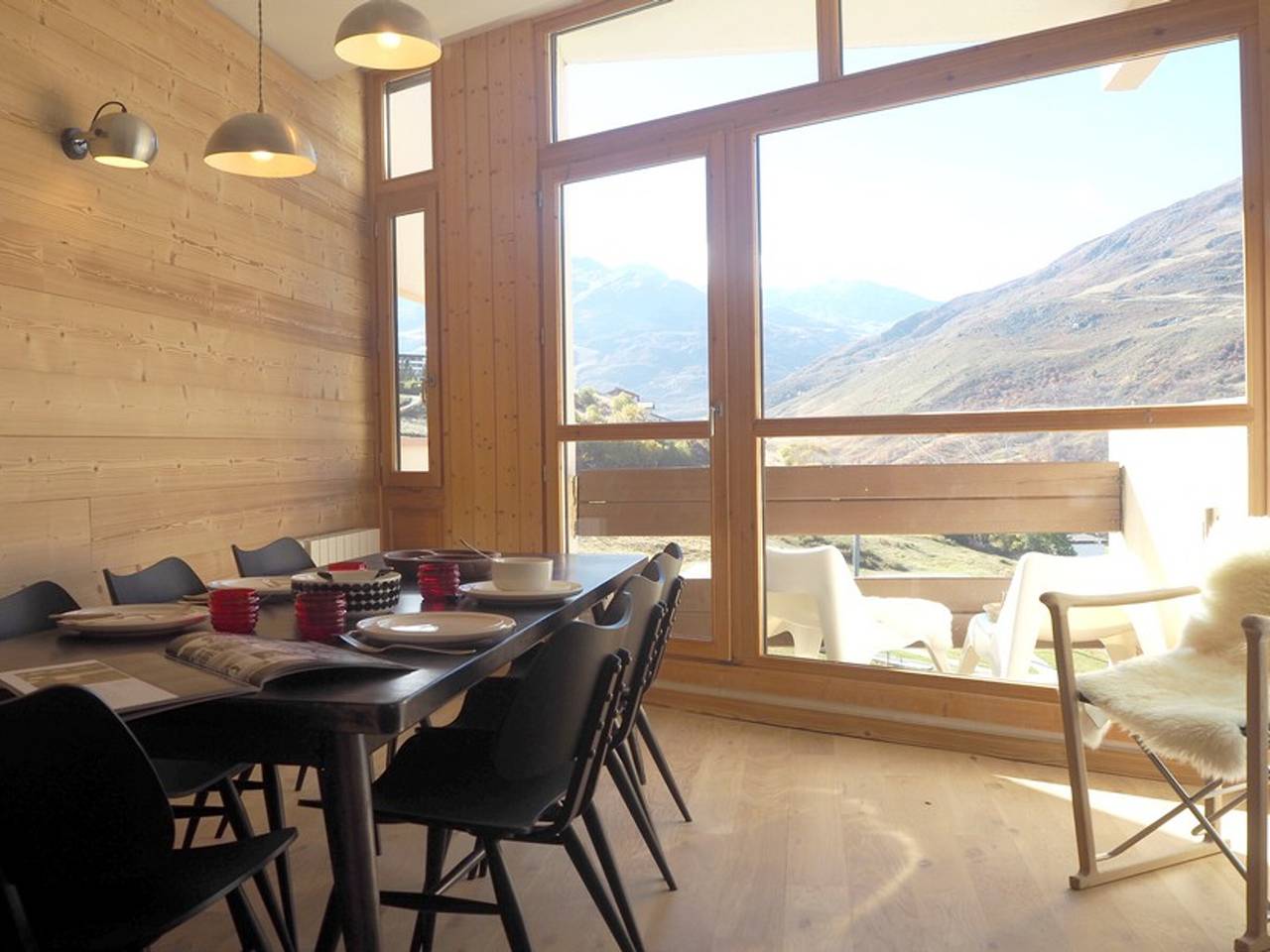 Apartamento entero, Dúplex renovado · 8 pers · A pie de pistas · 2 balcones · Wifi in Les Menuires, Saint-Martin-de-Belleville