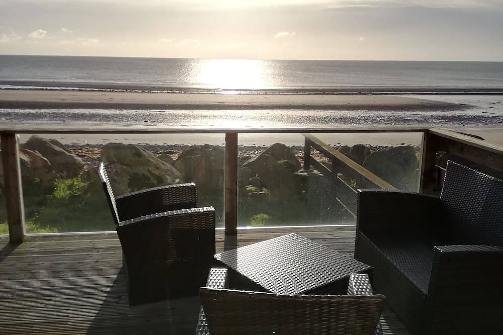 2 Bedroom Lodge, Beach Location, Fabulous Views in Dumfries and Galloway