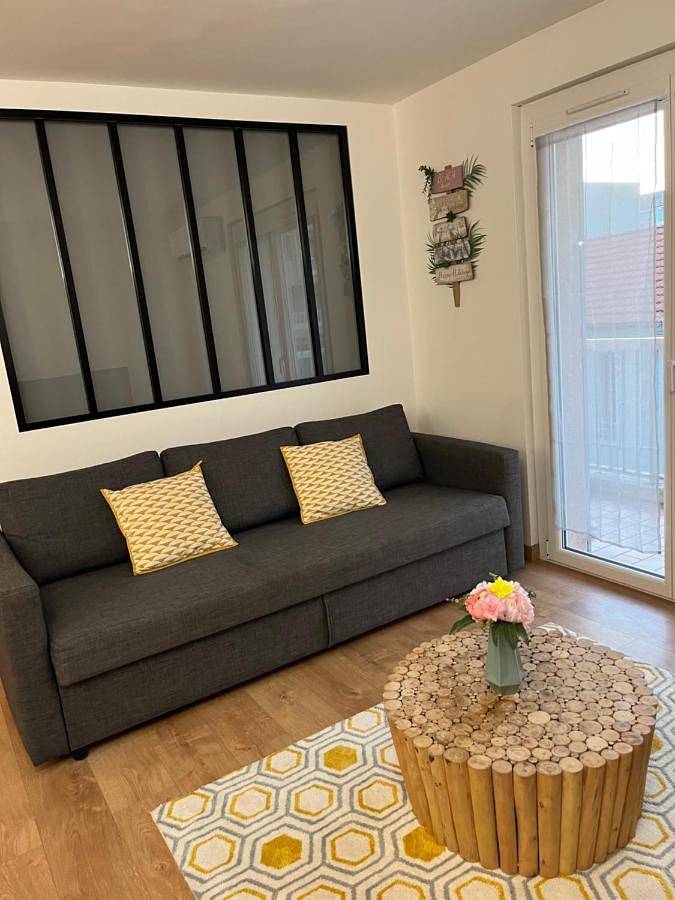 Gîte pour 4 personnes, avec vue et balcon dans Office de Tourisme Sainte Maxime - 2