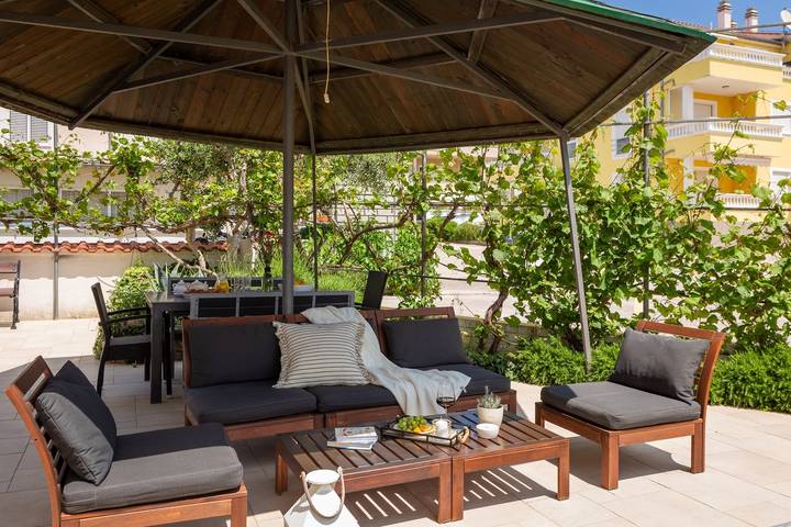 Ferienwohnung für 3 Personen, mit Terrasse und Pool in Vodice - 4