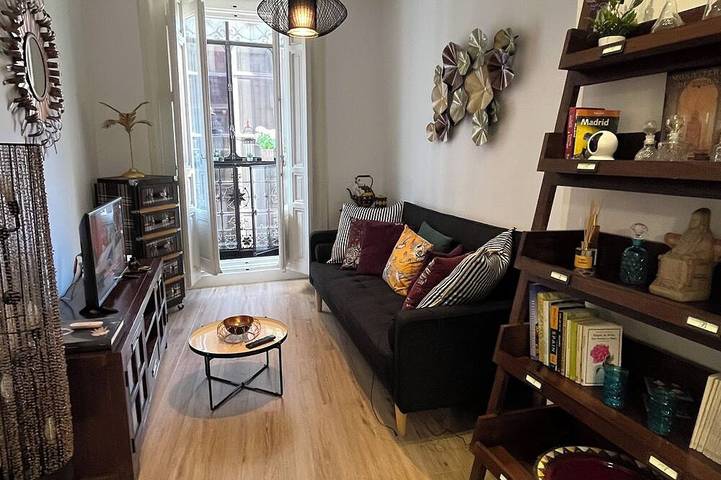 Villa for 2 people, with balcony in Madrid