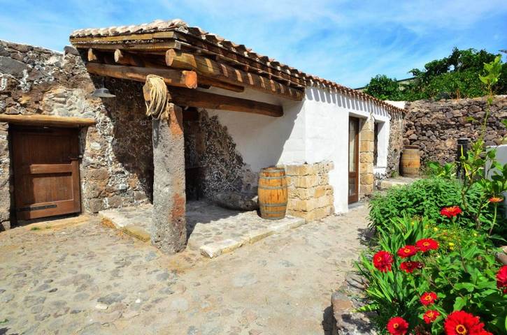 Ferienhaus für 2 Personen, mit Garten und Ausblick, mit Haustier