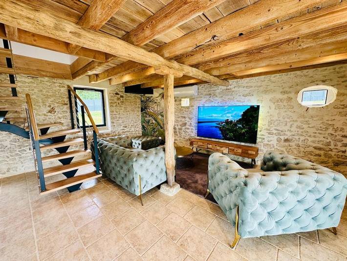 Location de vacances pour 4 personnes, avec vue ainsi que piscine et jardin à Soucirac - 4