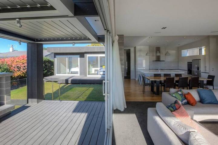 Location de vacances pour 8 personnes, avec balcon et jardin à Wanaka - 4
