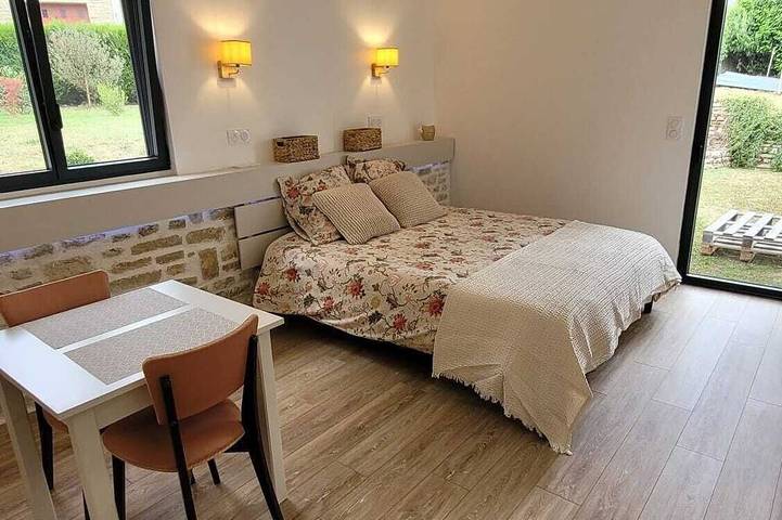 Apartamento entero, Studio/Chambres d'hôtes La Pause Cadurcienne in Cahors in Cahors, Quercy