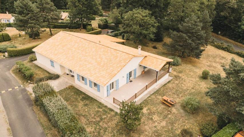 Maison de vacances pour 8 personnes, avec jardin ainsi que piscine et vue