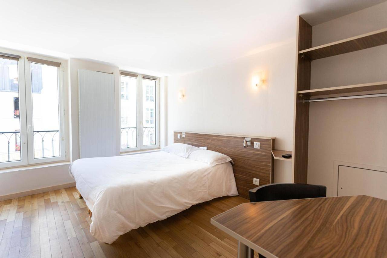 Hotel Mimosa Paris in Paris 10e Arrondissement, Paris