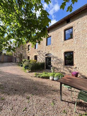 Cottage pour 4 personnes, avec jardin ainsi que terrasse et vue à Mazille