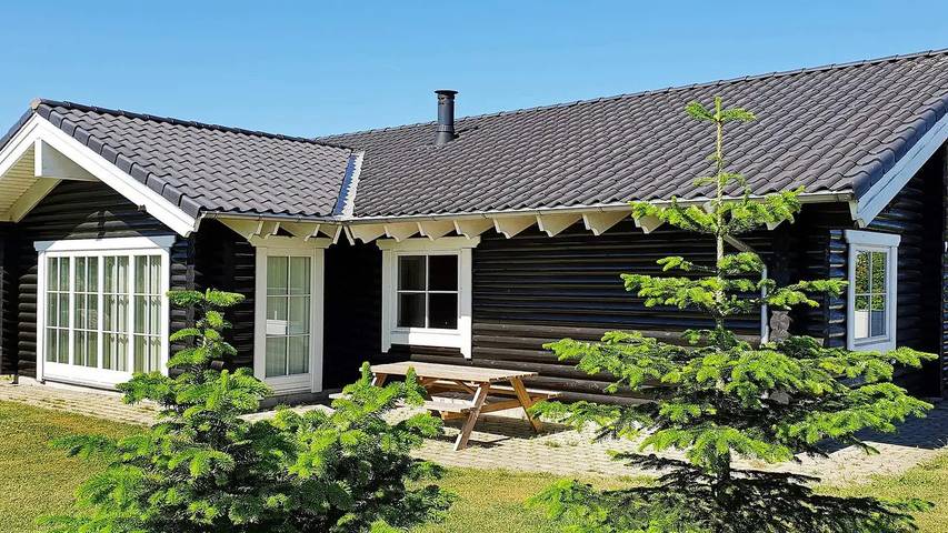Ferienhaus für 9 Personen, mit Whirlpool und Sauna sowie Garten in Skovmose