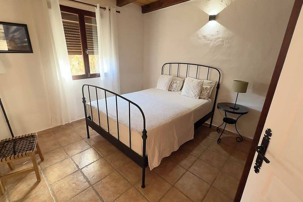 Espaciosa e Independiente Villa con jardín en Lajares. in Lajares, La Oliva