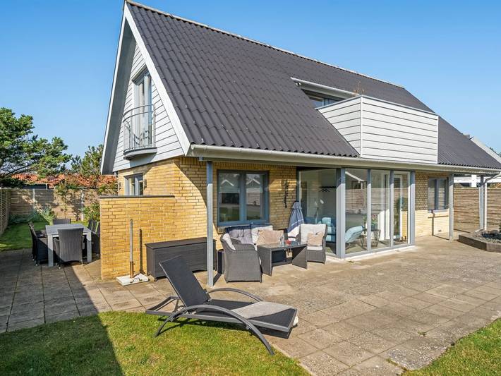 Ferienhaus für 8 Personen, mit Balkon und Terrasse in Blokhus