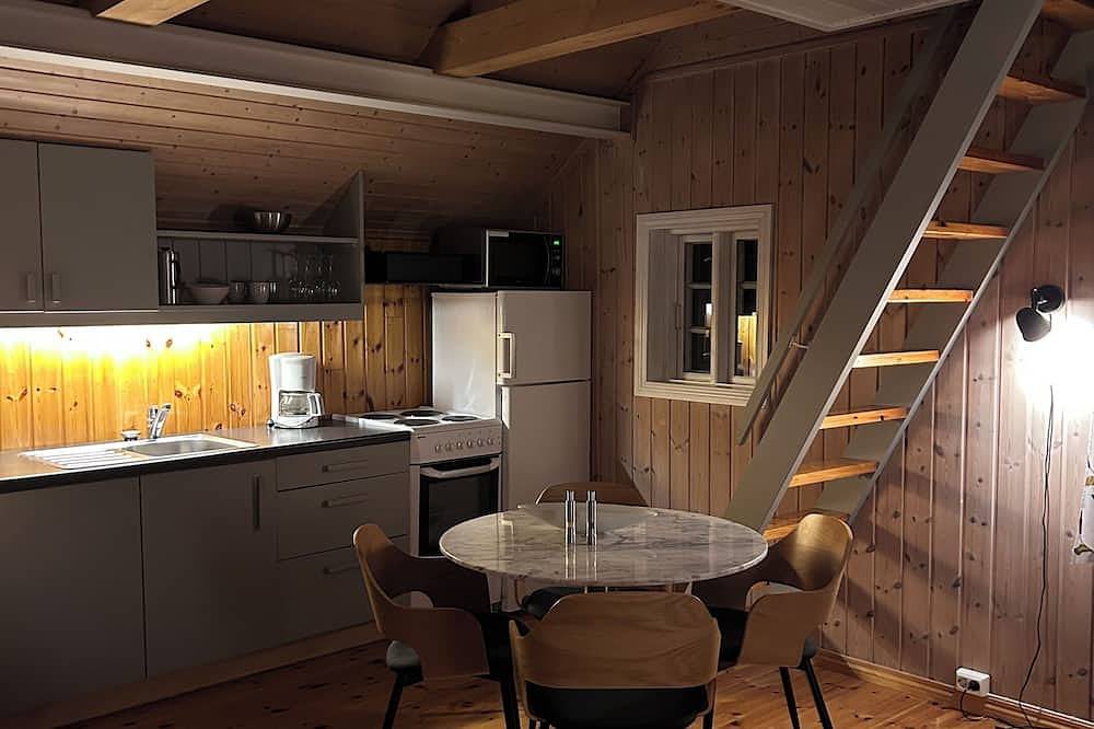 Tovsrud Gård Gjestehus - cozy holiday home in historic surroundings in Kongsberg