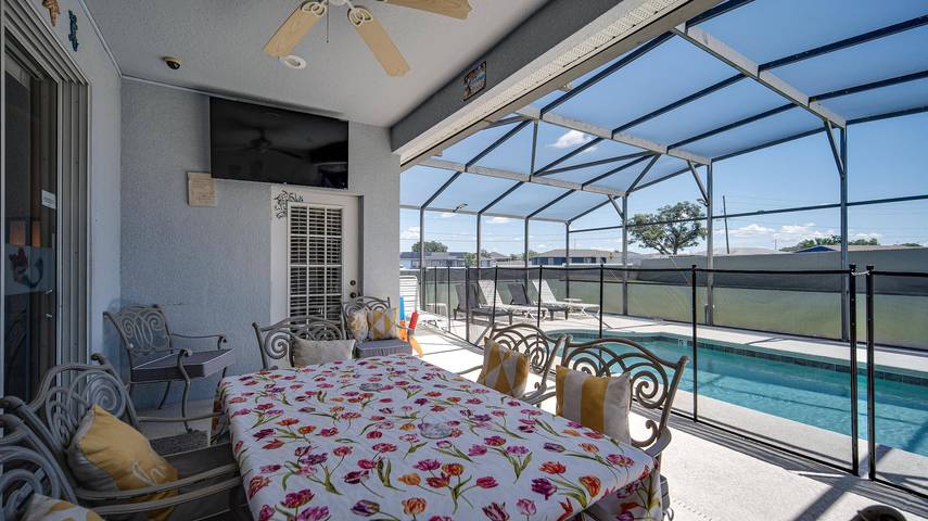 The Original Little Mermaid Villa Orlando in Haines City, Central Florida