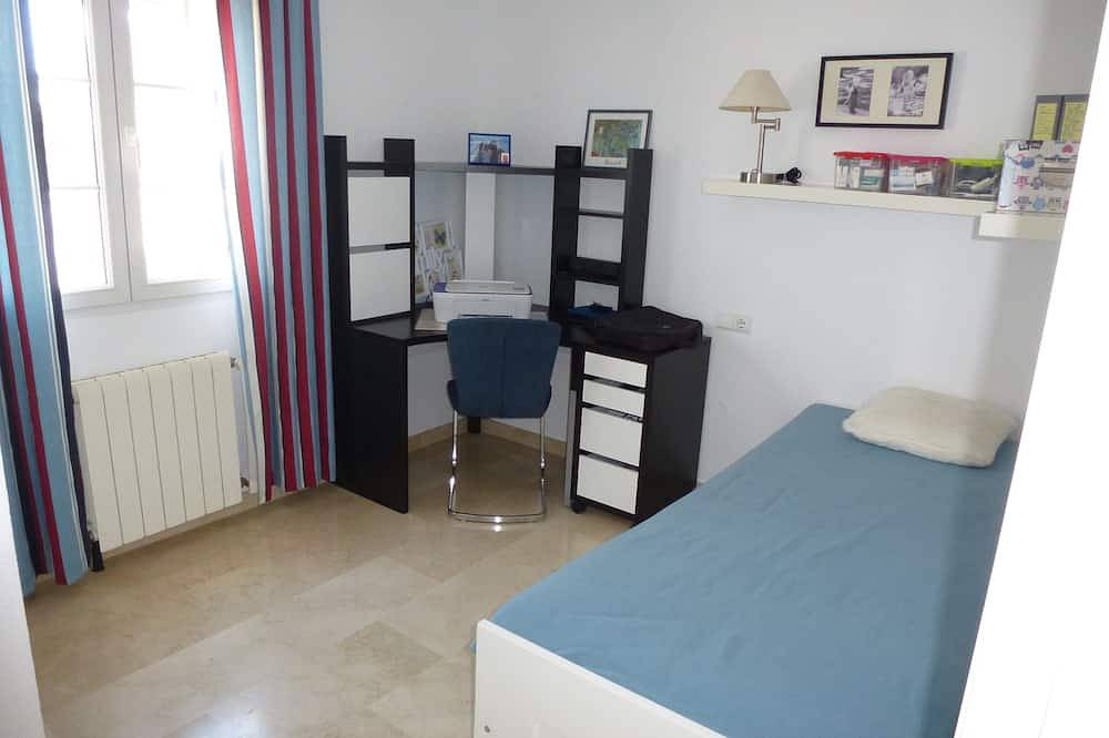 Ganze Wohnung, Ferienwohnung Costa Blanca mit Meerblick, ruhig gelegen und trotzdem Zentral in Brisas y Golf, Orihuela