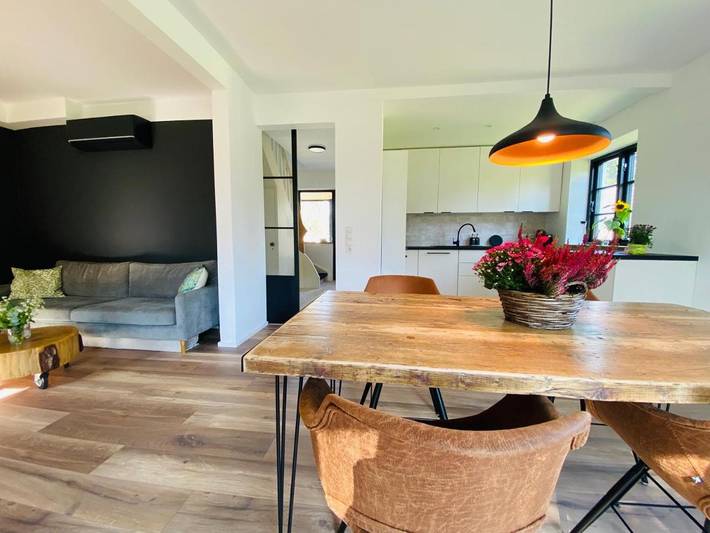 Ferienhaus für 4 Personen, mit Terrasse und Garten sowie Ausblick