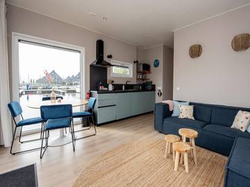 Woonboot voor 4 Personen in Friesland, Nederland, Afbeelding 1
